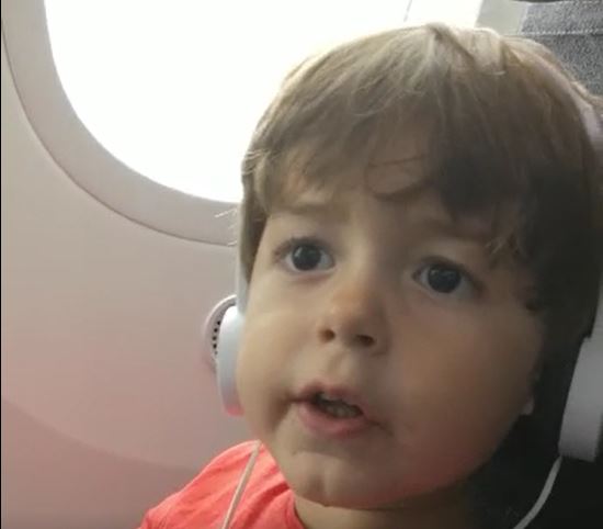 Nono dans l’avion